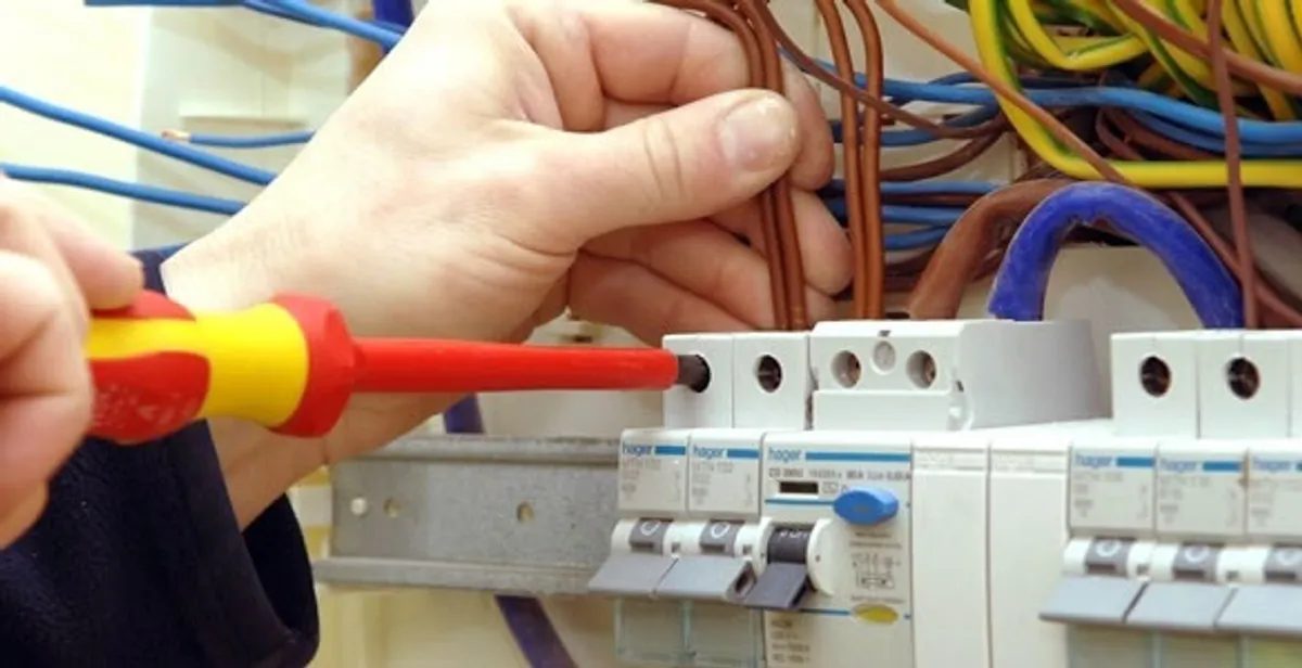 electrician services performing professional electrical panel wiring and connections in Memphis, TN