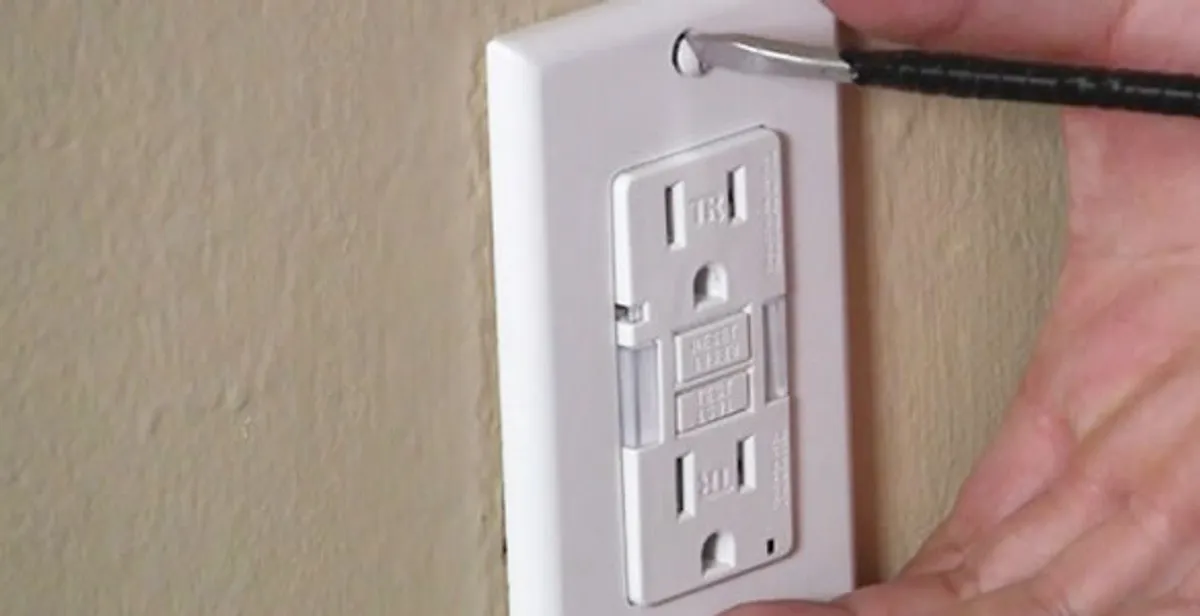 gfc outlets service securing and mounting ground fault circuit interrupter outlet by certified electricians in Memphis, TN