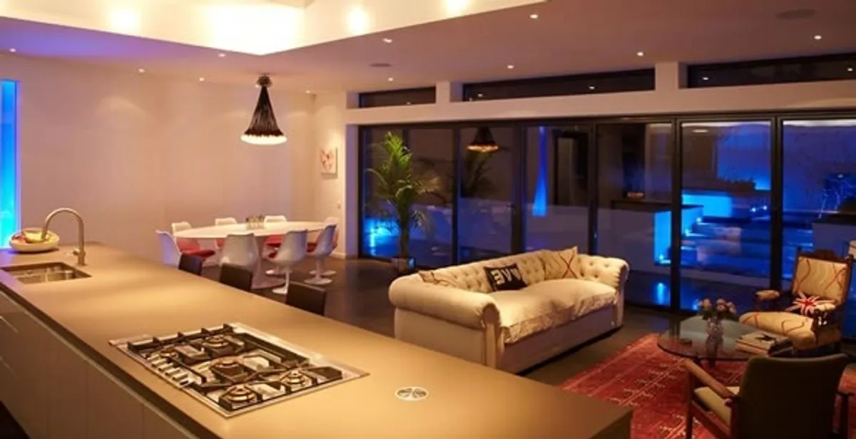 Programmable lighting design enhancing indoor spaces with customizable illumination in Memphis, TN
